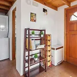Serene, Stylish, Pied-a-terre Holiday home *